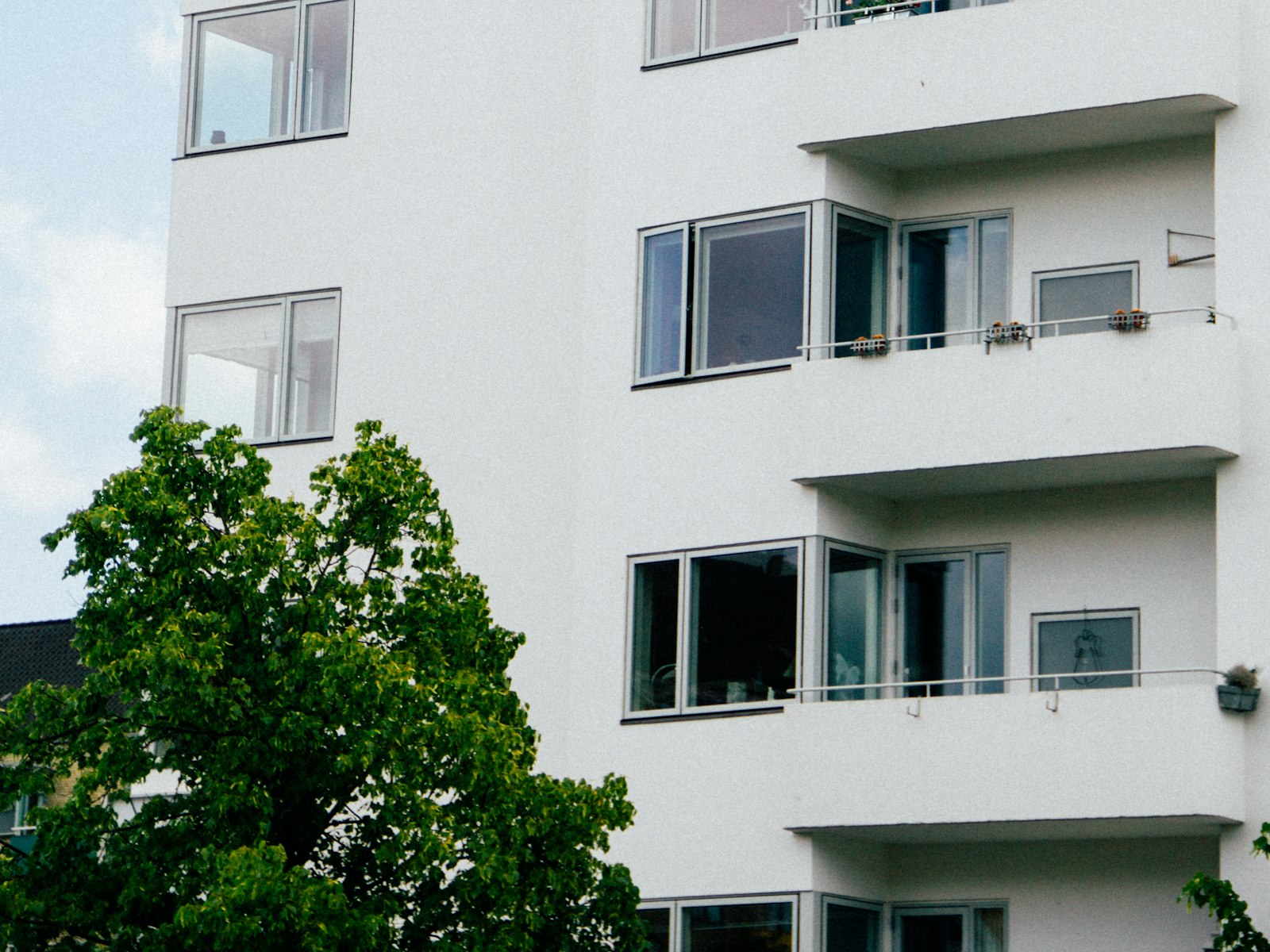 EXEMPLO: Apartamento 2 dormitórios na planta, com sacada